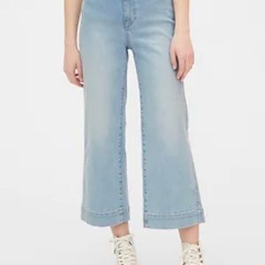 Gap High Rise Wide Leg Crop Pants